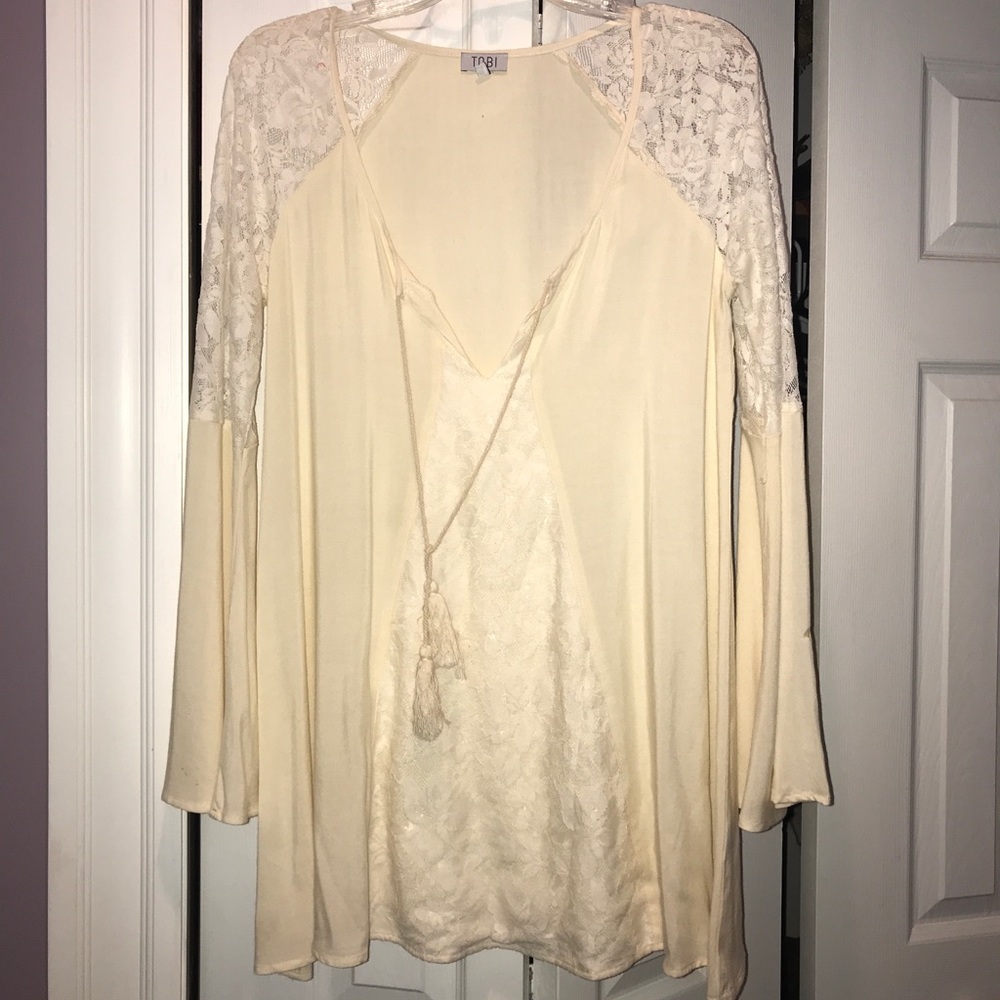 Bell sleeve mini dress